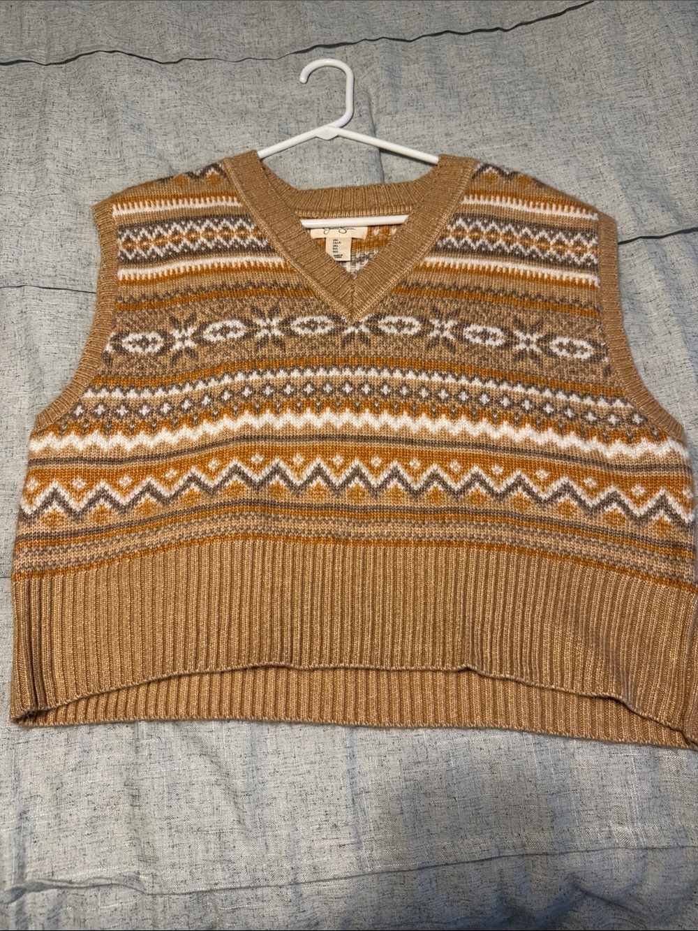 Jessica Simpson Camel Fair Isle V-Neck Sweater Vest